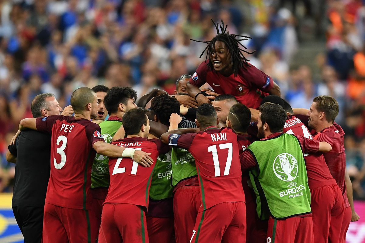 2016年欧洲杯：葡萄牙创造历史，C罗领衔夺冠